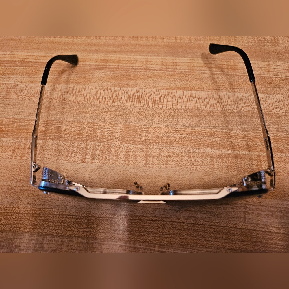 Chic Gray Gradient Aviator Sunglasses - image 2